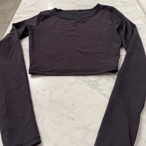 Lululemon crop top